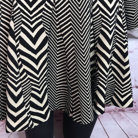 NICOLE MILLER Atelier Chevron Cream & Black Knit A-Line Skater Dress Petite - Picture 13 of 15